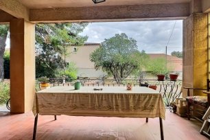 Maison à vendre 7 pièces de 150 m² à Saint-Chamas
