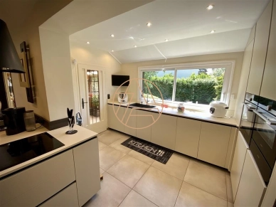 Maison à vendre 7 pièces de 190 m² à Noisy-le-Sec
