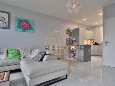 Maison à vendre 4 pièces de 105 m² à Saint-Maur-des-Fossés