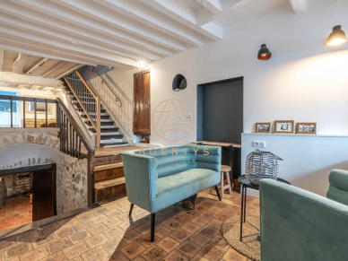 Maison à vendre 7 pièces de 140,61 m² à Bry-sur-Marne