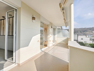Appartement à vendre 5 pièces de 110 m² à Saint-Maur-des-Fossés