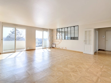 Appartement à vendre 5 pièces de 110 m² à Saint-Maur-des-Fossés