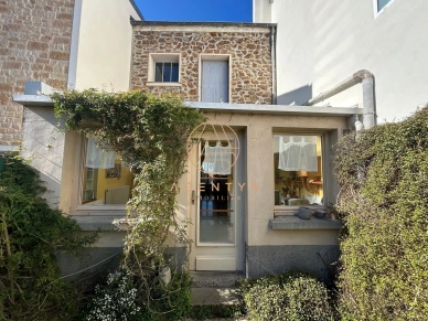 Maison à vendre 6 pièces de 105,88 m² à Nogent-sur-Marne