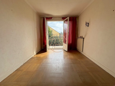 Appartement à vendre 2 pièces de 62,4 m² à Saint-Maur-des-Fossés