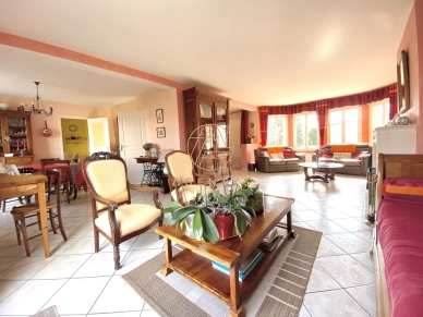 Maison à vendre 8 pièces de 160 m² à Villiers-sur-Marne