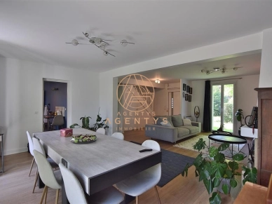 Maison à vendre 8 pièces de 190 m²