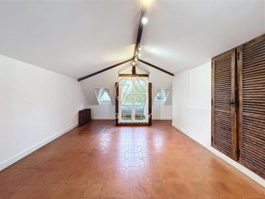 Maison à vendre 5 pièces de 111 m² à Saint-Maur-des-Fossés