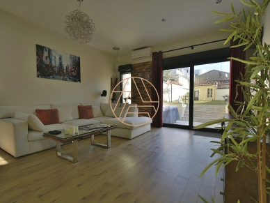 Maison à vendre 5 pièces de 133 m² à Saint-Maur-des-Fossés