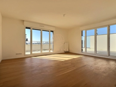 Appartement à vendre 3 pièces de 85 m² à Saint-Maur-des-Fossés