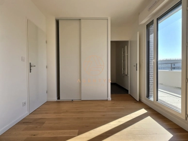 Appartement à vendre 3 pièces de 85 m² à Saint-Maur-des-Fossés