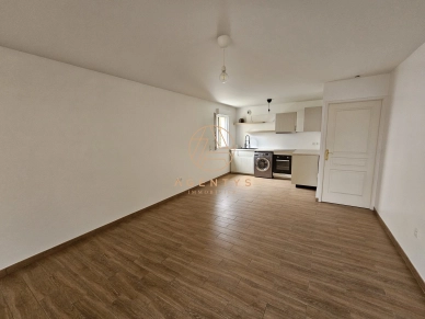 Appartement à vendre 2 pièces de 51 m² à Le Plessis-Trévise