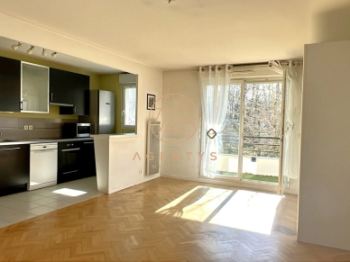 Appartement à vendre 3 pièces de 71,69 m² à Le Plessis-Trévise
