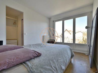 Appartement à vendre 2 pièces de 43,31 m² à Saint-Maur-des-Fossés