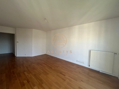 Appartement à louer 3 pièces de 64 m²