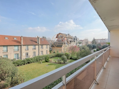 Appartement à vendre 4 pièces de 84,19 m² à Saint-Maur-des-Fossés