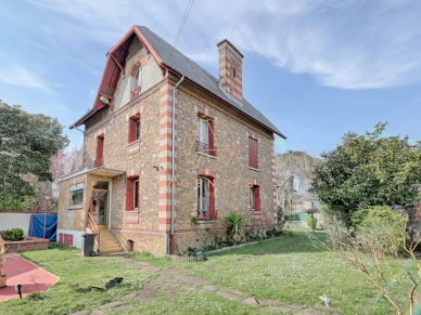 Maison à vendre 8 pièces de 207 m²