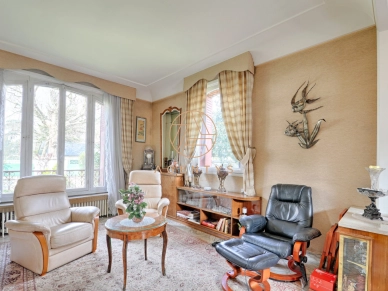 Maison à vendre 8 pièces de 207 m²