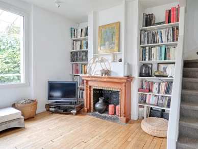 Maison à vendre 7 pièces de 181,14 m² à Saint-Maur-des-Fossés