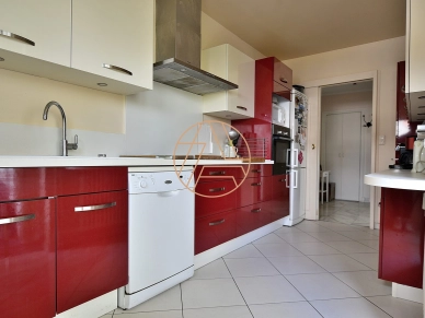 Appartement à vendre 3 pièces de 77 m²