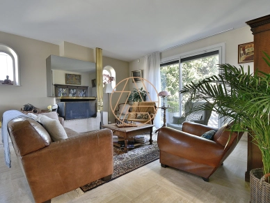 Maison à vendre 7 pièces de 197 m² à Sucy-en-Brie