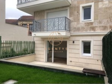 Appartement à louer 2 pièces de 42,7 m² à Saint-Maur-des-Fossés