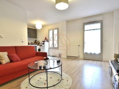 Appartement à vendre 2 pièces de 46 m² à Saint-Maur-des-Fossés