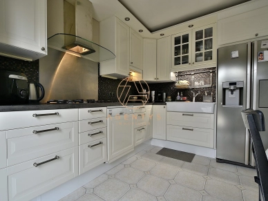 Maison à vendre 8 pièces de 200 m²