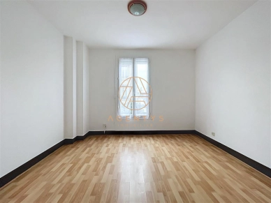 Maison à vendre 5 pièces de 111 m² à Saint-Maur-des-Fossés