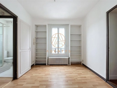 Maison à vendre 5 pièces de 111 m² à Saint-Maur-des-Fossés