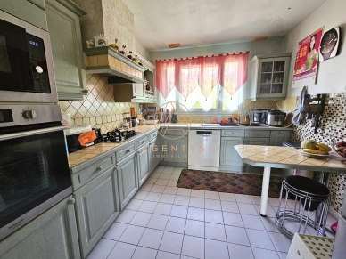 Maison à vendre 7 pièces de 208 m² à Pontault-Combault