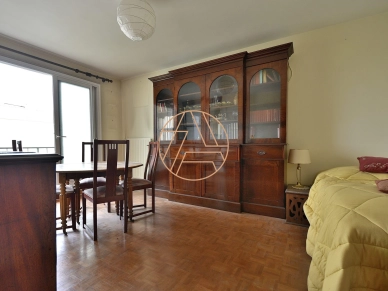 Appartement à vendre 1 pièces de 28 m² à Saint-Maur-des-Fossés