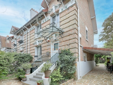 Maison à vendre 5 pièces de 102 m² à Saint-Maur-des-Fossés