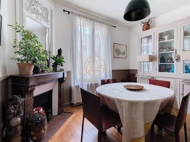 Maison à vendre 5 pièces de 130,66 m² à Saint-Maur-des-Fossés