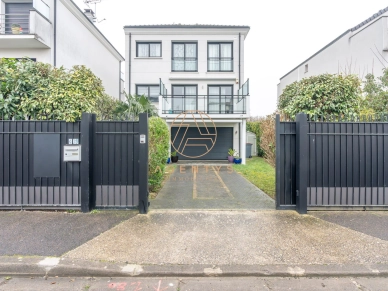 Maison à vendre 4 pièces de 90,59 m² à Bry-sur-Marne