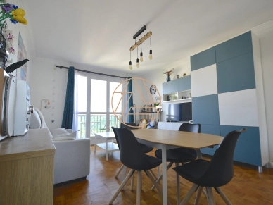 Appartement à vendre 2 pièces de 51,29 m² à Saint-Maur-des-Fossés