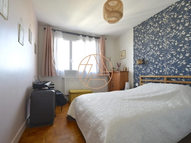 Appartement à vendre 2 pièces de 51,29 m² à Saint-Maur-des-Fossés