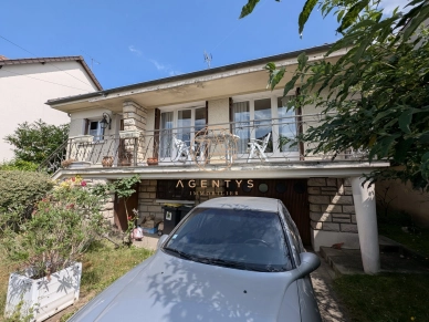 Maison à vendre 6 pièces de 93 m² à Saint-Maur-des-Fossés