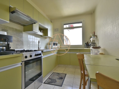 Appartement à vendre 2 pièces de 50,87 m² à Saint-Maur-des-Fossés