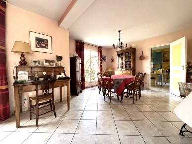 Maison à vendre 8 pièces de 160 m² à Villiers-sur-Marne