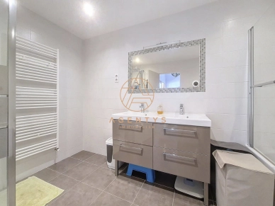 Appartement à vendre 5 pièces de 118 m² à Saint-Maur-des-Fossés