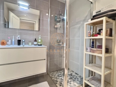 Appartement à vendre 5 pièces de 118 m² à Saint-Maur-des-Fossés