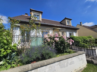 Maison à vendre 6 pièces de 130 m² à Pontault-Combault