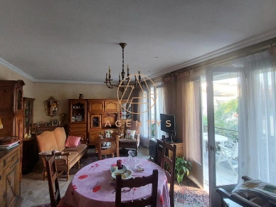 Maison à vendre 6 pièces de 93 m² à Saint-Maur-des-Fossés