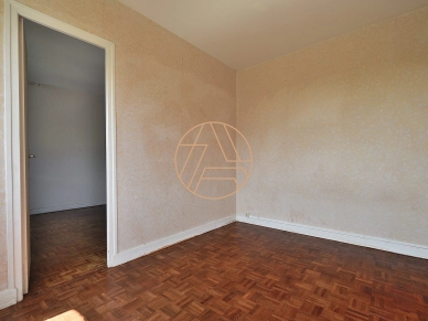 Appartement à vendre 2 pièces de 37 m² à Saint-Maur-des-Fossés