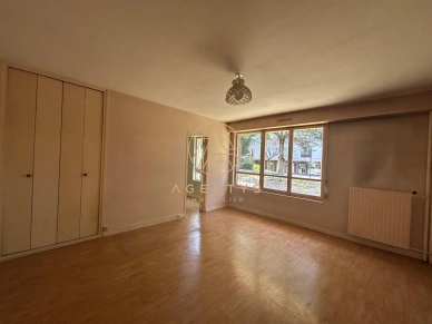 Appartement à vendre 2 pièces de 53 m² à Nogent-sur-Marne