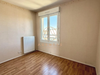 Appartement à vendre 2 pièces de 51 m² à Le Plessis-Trévise