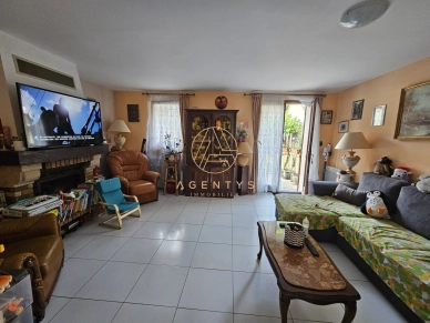 Maison à vendre 4 pièces de 80 m² à Pontault-Combault