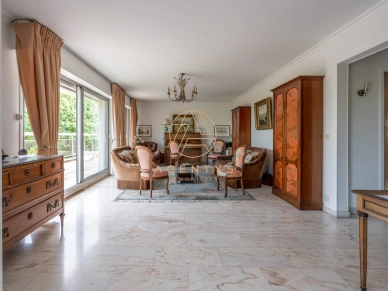 Appartement à vendre 5 pièces de 157,3 m² à Bry-sur-Marne