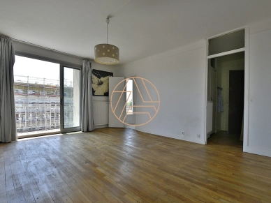 Appartement à vendre 1 pièces de 31 m² à Saint-Maur-des-Fossés