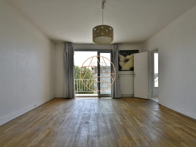 Appartement à vendre 1 pièces de 31 m² à Saint-Maur-des-Fossés